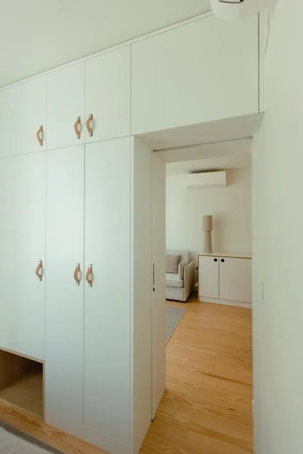 Trindade 19 Apartments - 2B Touriga Nacional Lissabon